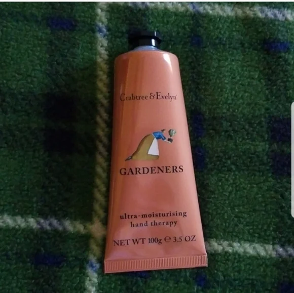 Crabtree & Evelyn Gardeners Hand Therapy ♥ - Picture 3 of 3